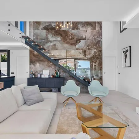Magnificant Luxury For 6 *